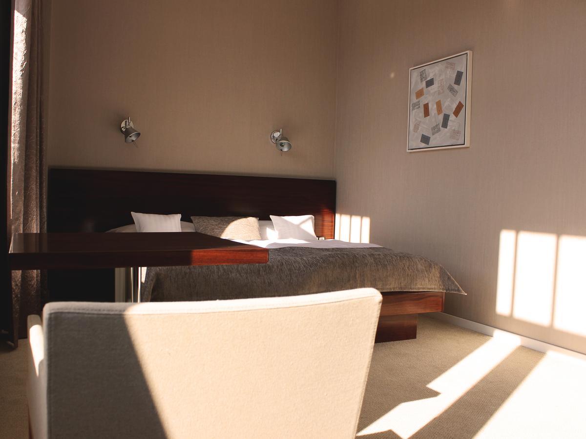 Hotel Lev Levice Ruang foto